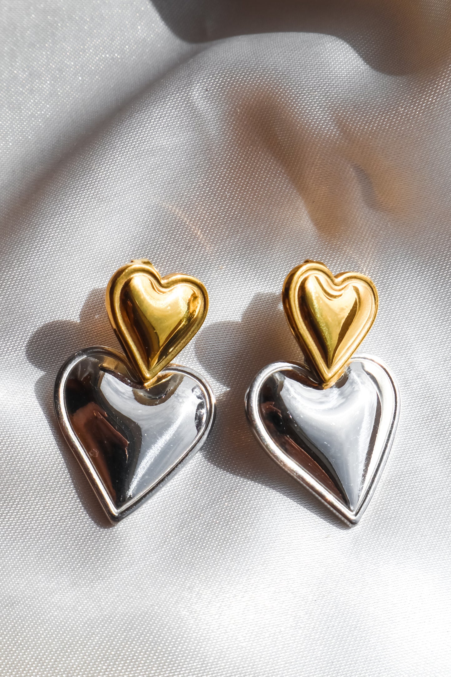 Brincos Loving Whisper