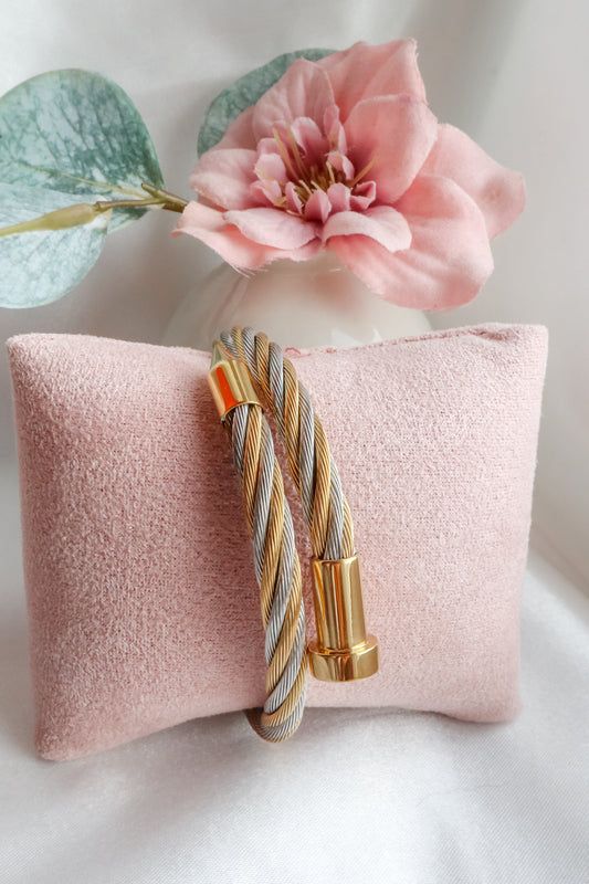 Bracelete Golden Nail