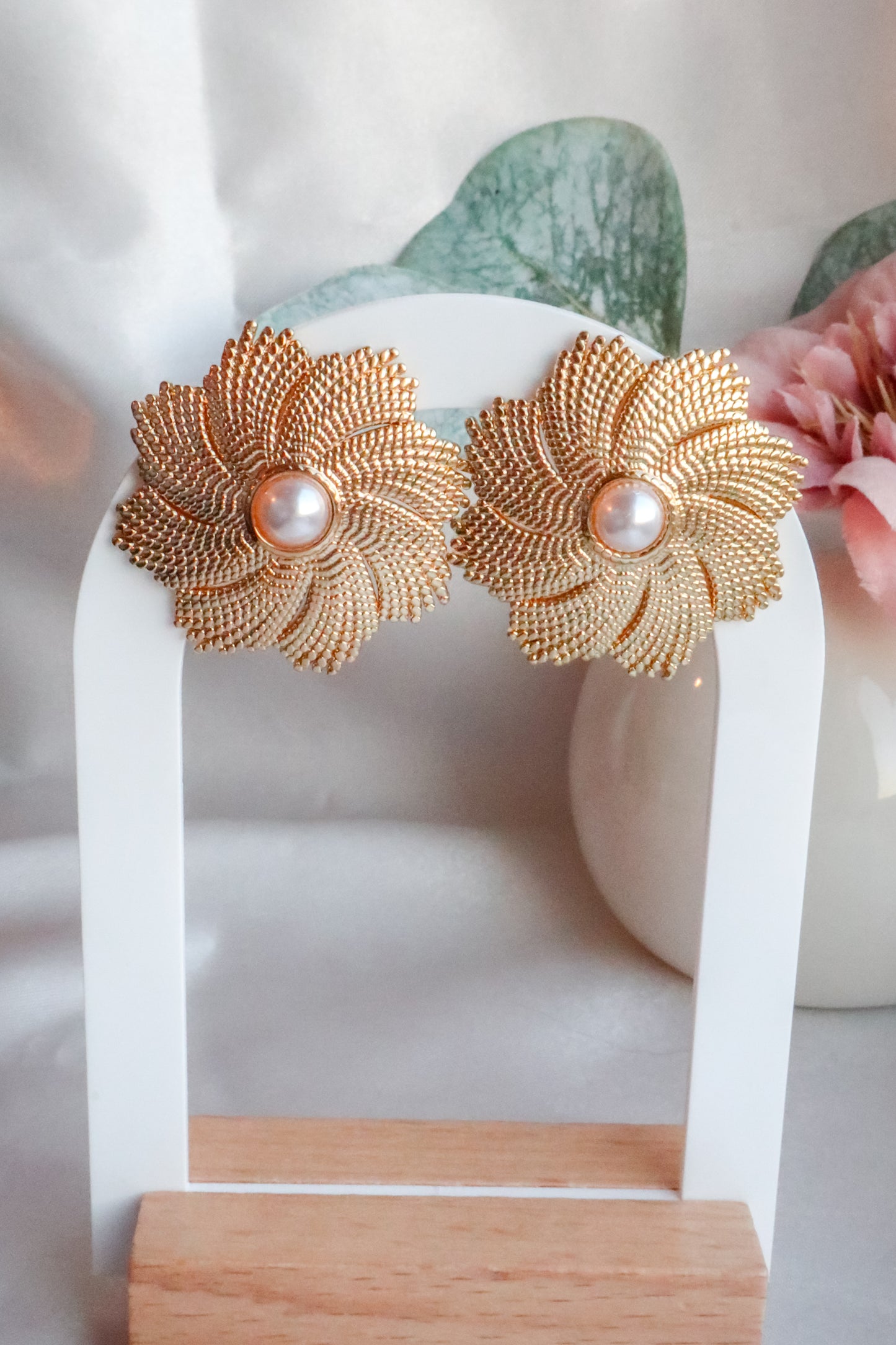 Brincos Daisy Charm