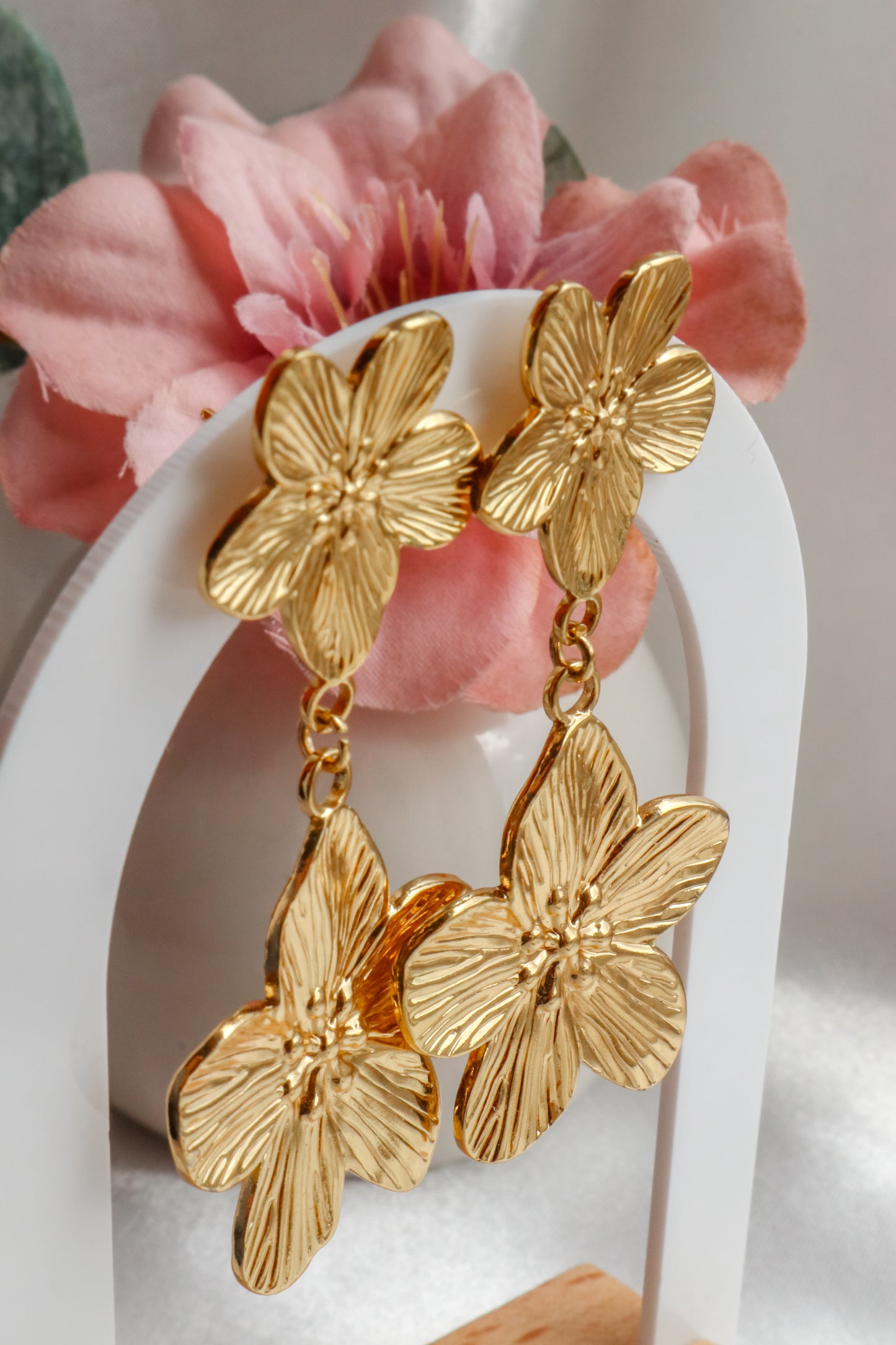 Brincos Petal Glow